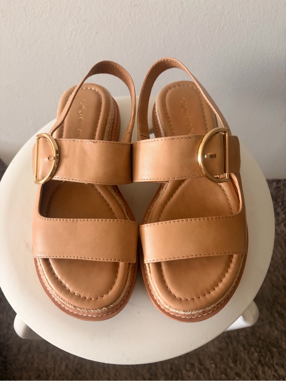 Crown Vintage Tan Leather Buckle Strap Sandals